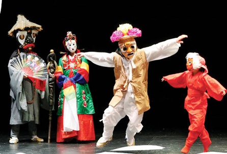 Talchum - nghệ thuật múa mặt nạ ở Hàn Quốc - DayhoctiengHan.edu.vn