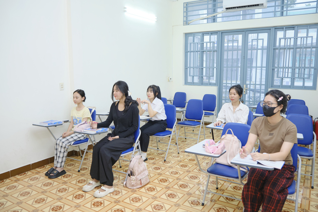 </p><div style="text-align: center;">NewSky - Trung tâm đào tạo tiếng Hàn online cấp tốc uy tín quận 12</div><p>
