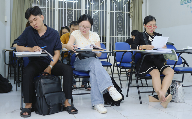 </p><div style="text-align: center;">Vì sao lựa chọn Trung tâm tốt để học tiếng Hàn cơ bản rất quan trọng?</div><p>