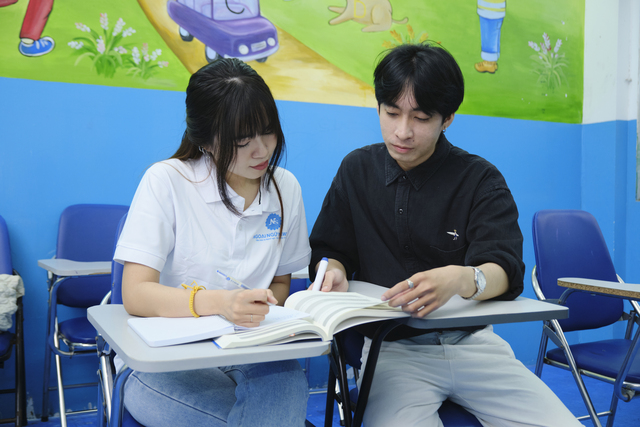 <div style="text-align: center;">Lộ trình học giao tiếp tiếng Hàn chuẩn chỉnh tại NewSky Lê Đại Hành</div>